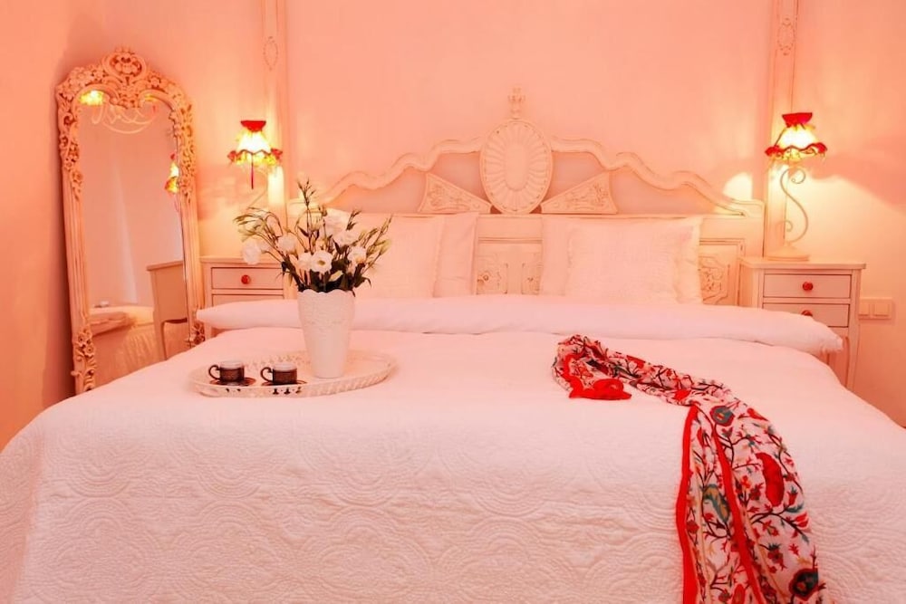 The White Swan Suites Beyoglu 34/74