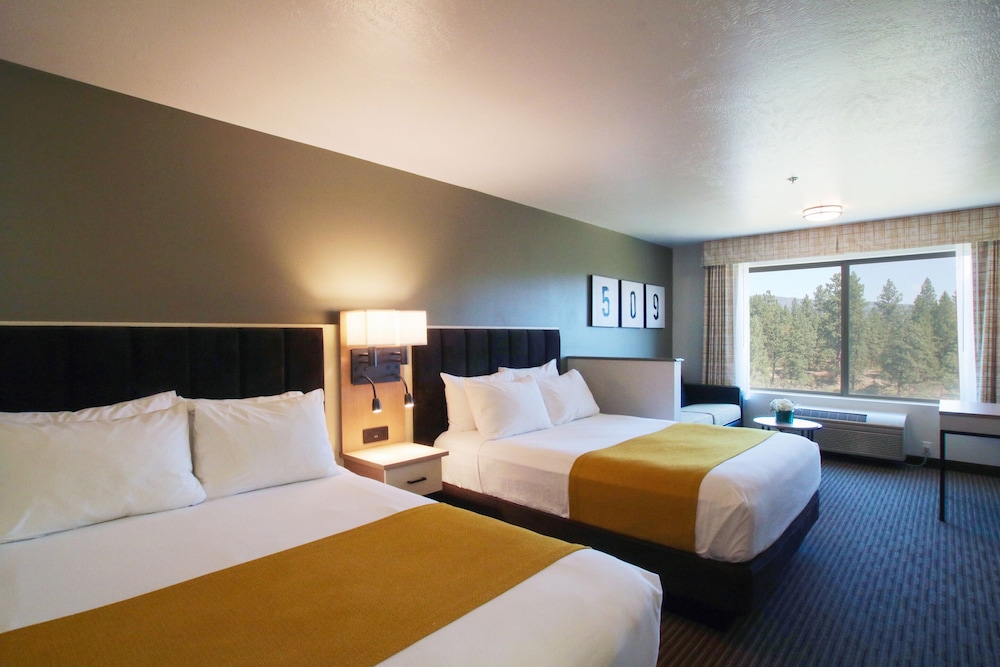 Oxford Suites Spokane Valley 14/64