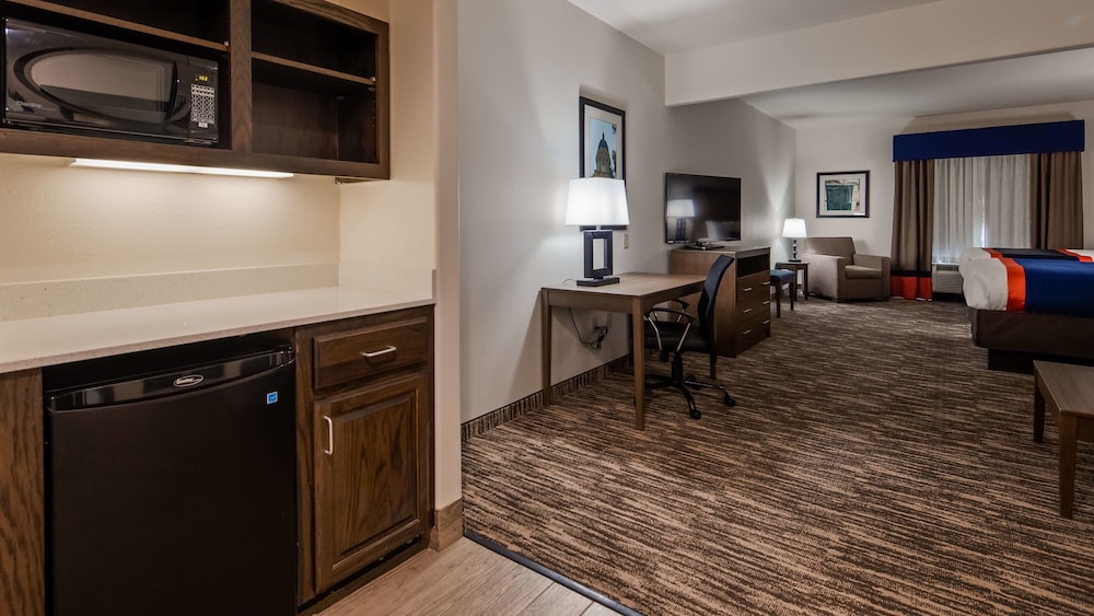 Best Western Plus Ardmore Inn Suites 30/32