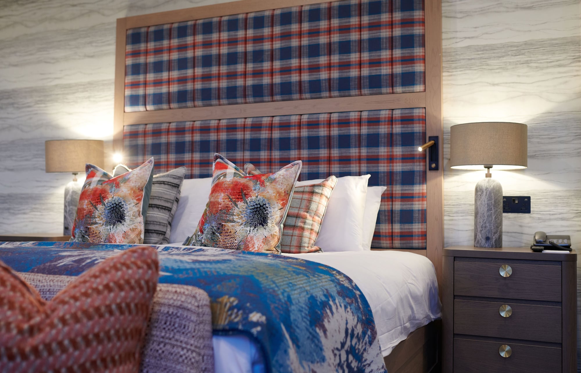 Loch, Suite, King Bed