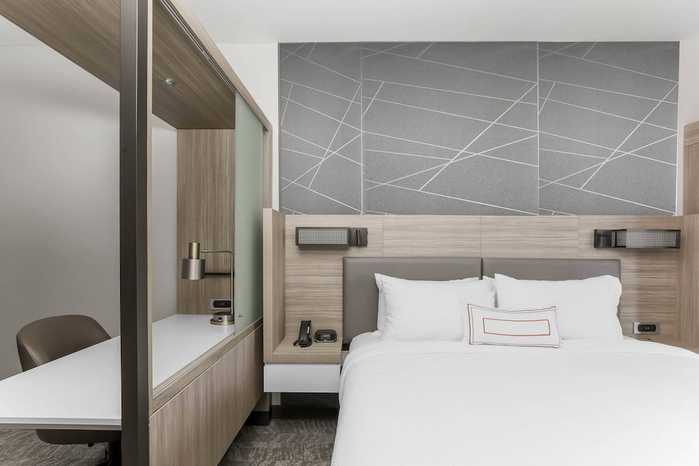 SpringHill Suites by Marriott Auburn 5/44