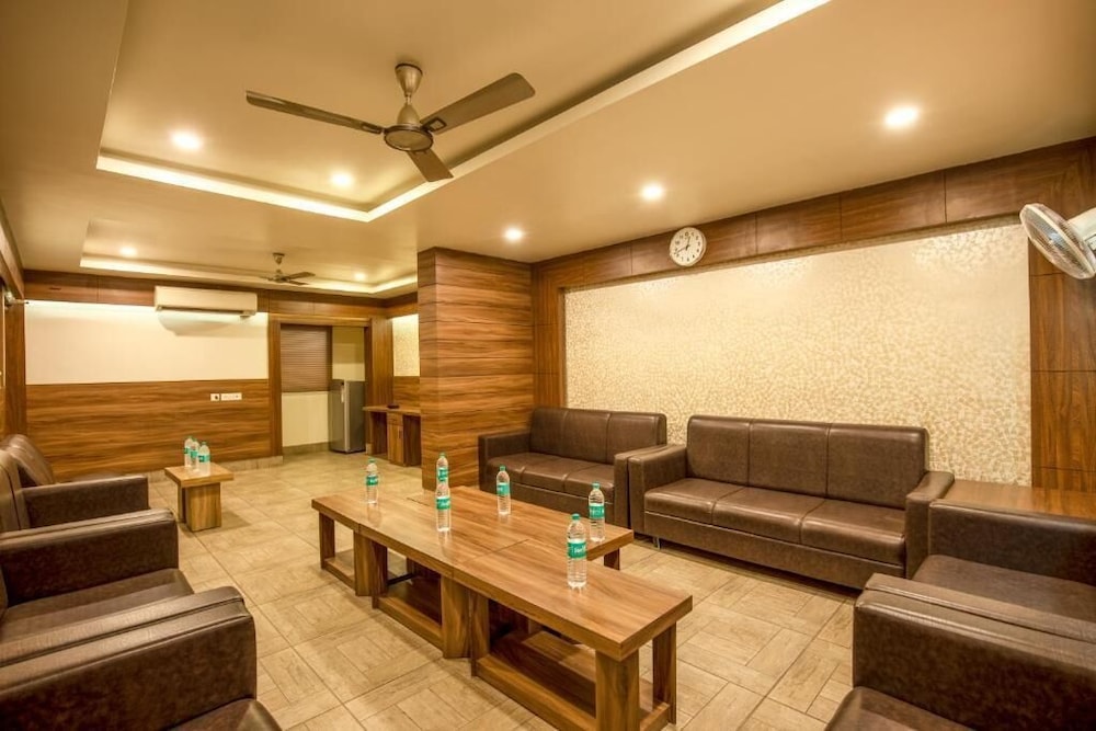 Elite Suites Mint Gomti Nagar 34/50