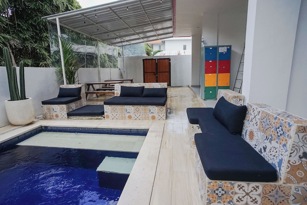 Margarita Surf Hostel Canggu 25/44