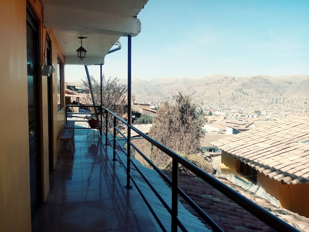 Sanblas Backpacker Hostel 62/68