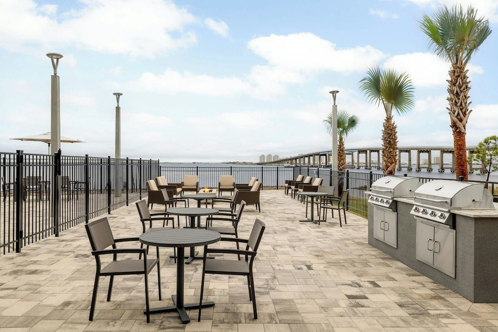 Residence Inn By Marriott Navarre Waterfront 24/43