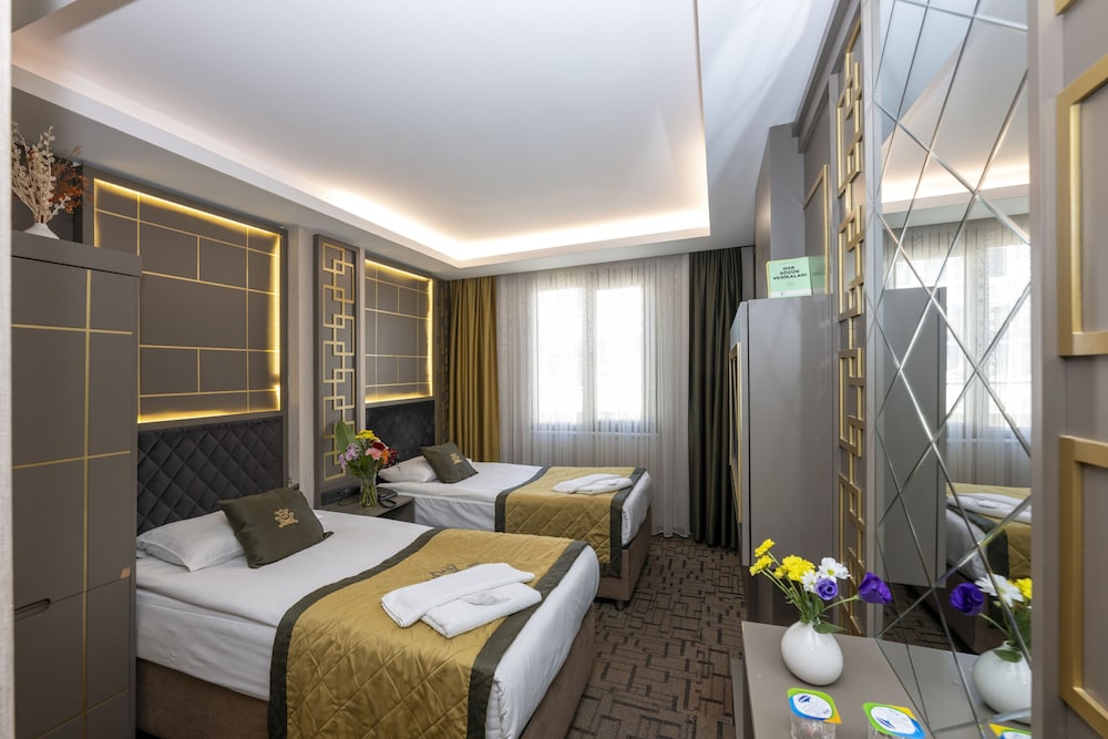 DELUXE, TWIN BEDS