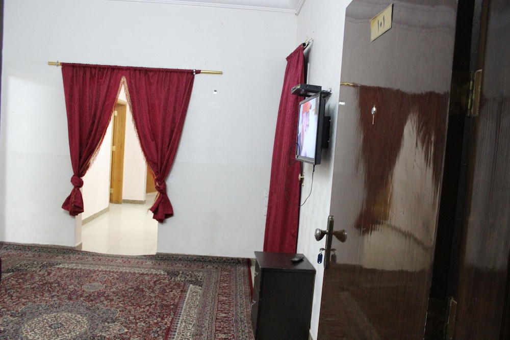 العييري للوحدات السكنية 2(Al Eairy Furnished Apartments Al Bahah 2) 13/61