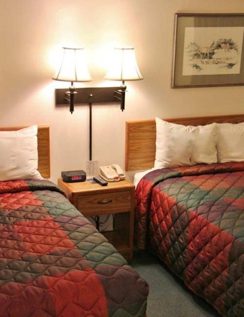 Colstrip Inn and Suites 21/44