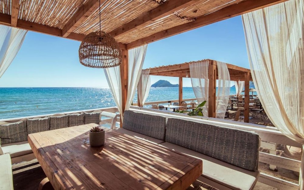 Porto Koukla Beach Hotel 59/89