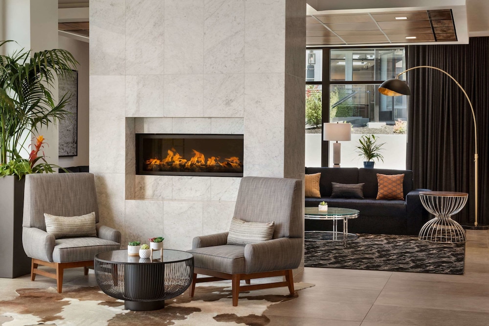 La Quinta Inn And Suites By Wyndham San Luis Obispo Downtown 43/65