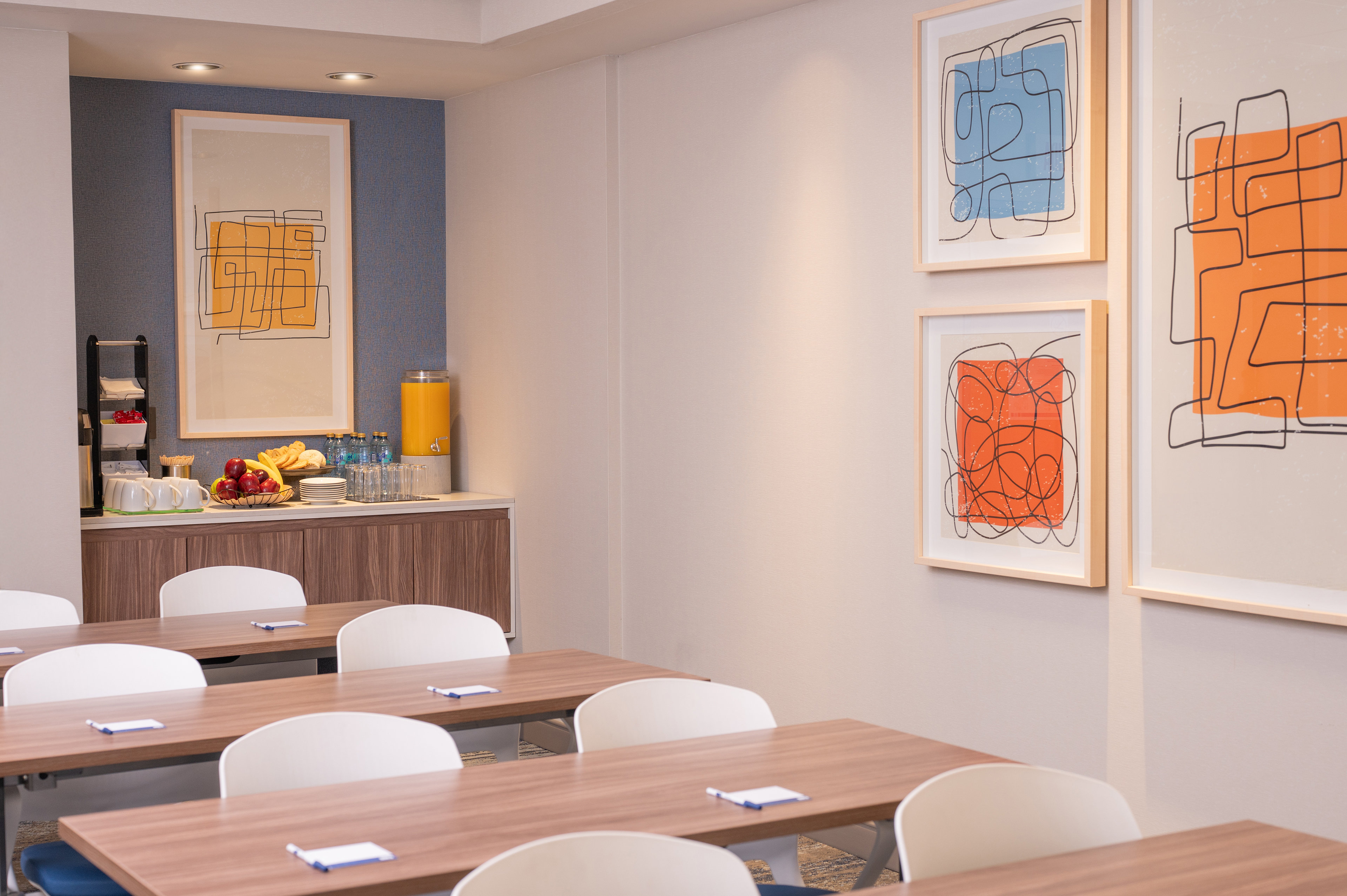 Holiday Inn Express And Suites Monterrey Aeropuerto 59/78