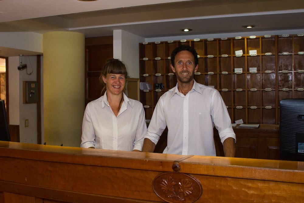 Patagonia Plaza Hotel 2/30
