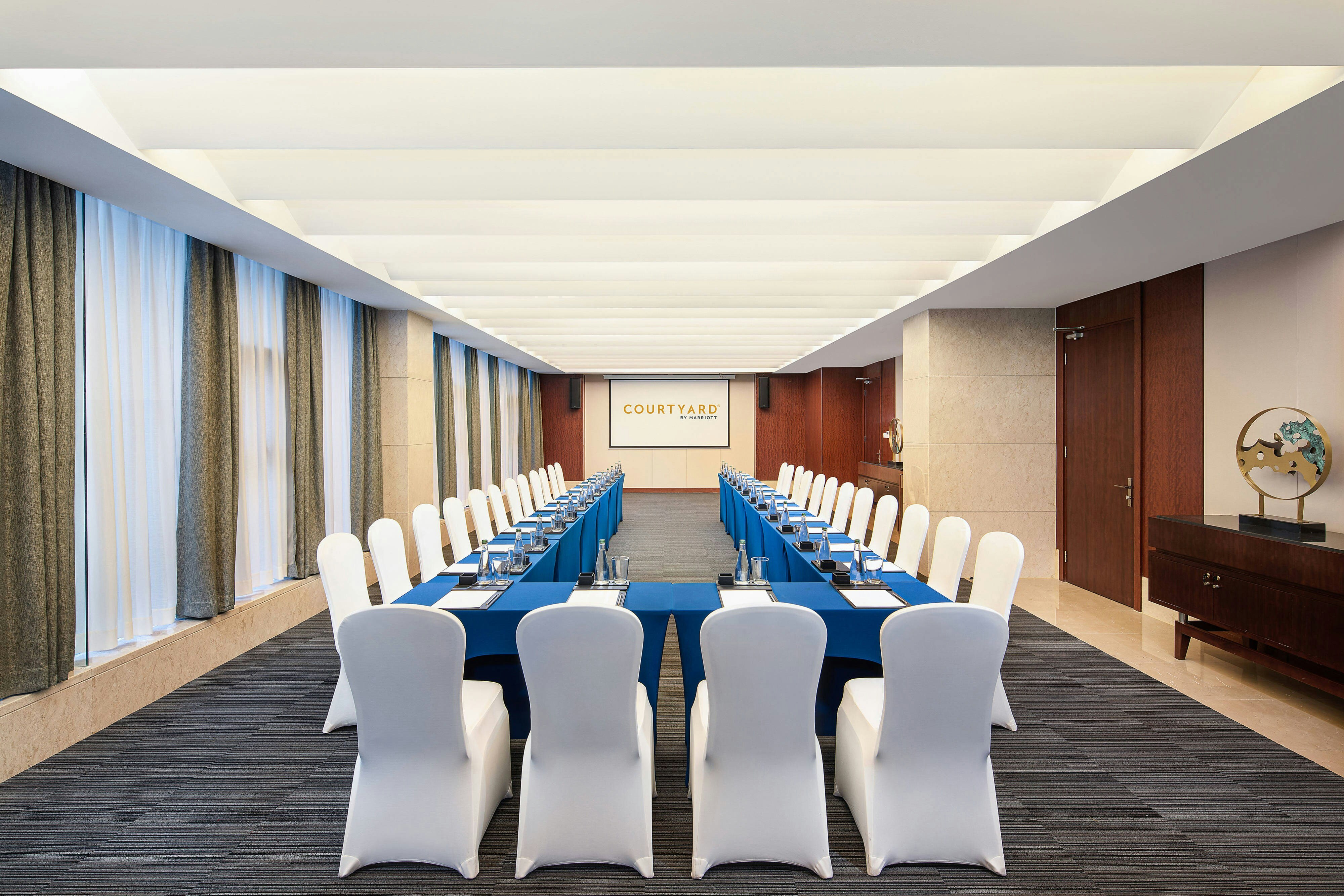 Courtyard by Marriott Wuxi Lihu Lake 16/17
