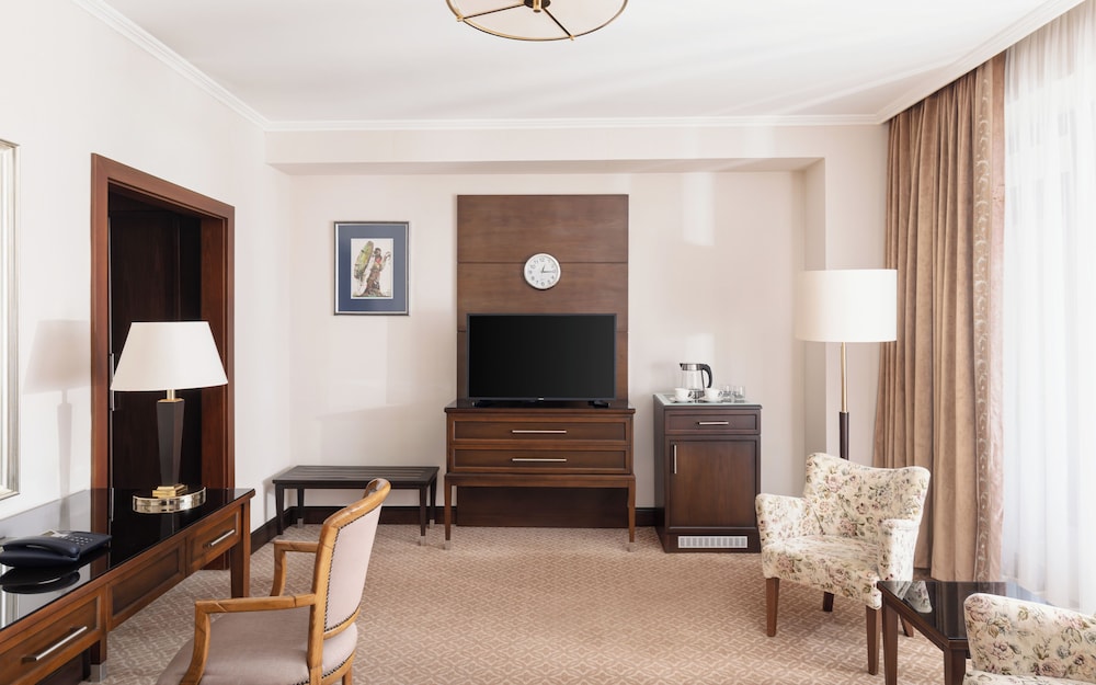 Chinar Hotel & Spa 40/50