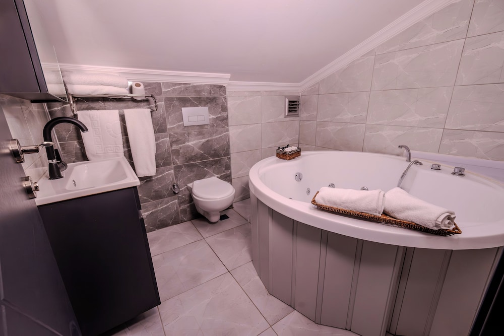 Ruby Hotel 46/46