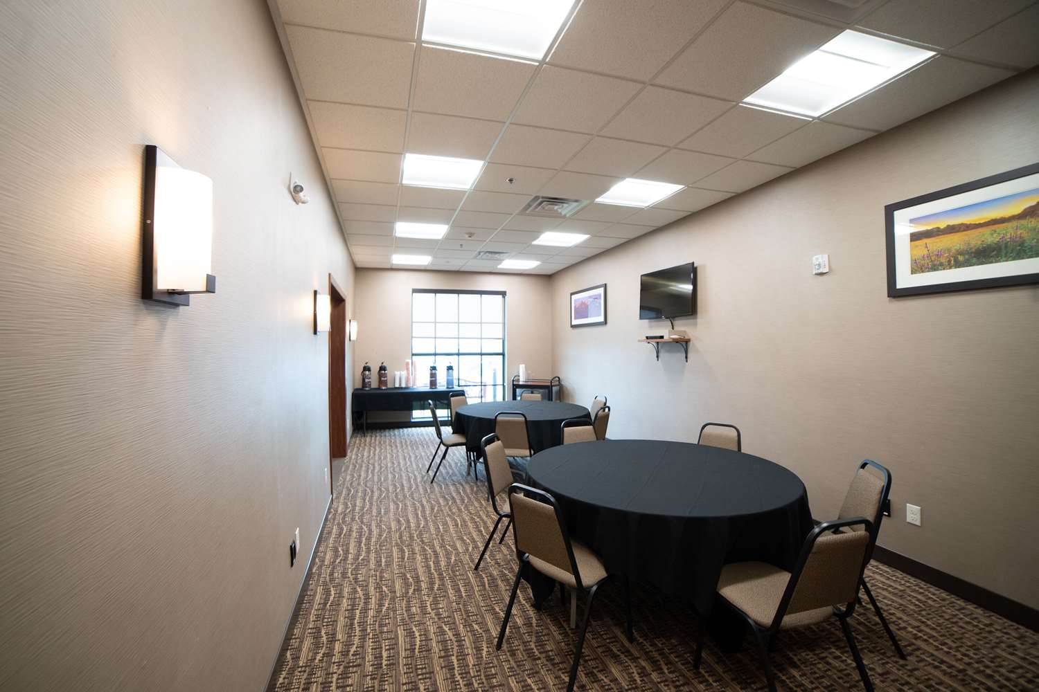 Comfort Suites Brookings near University 45/51
