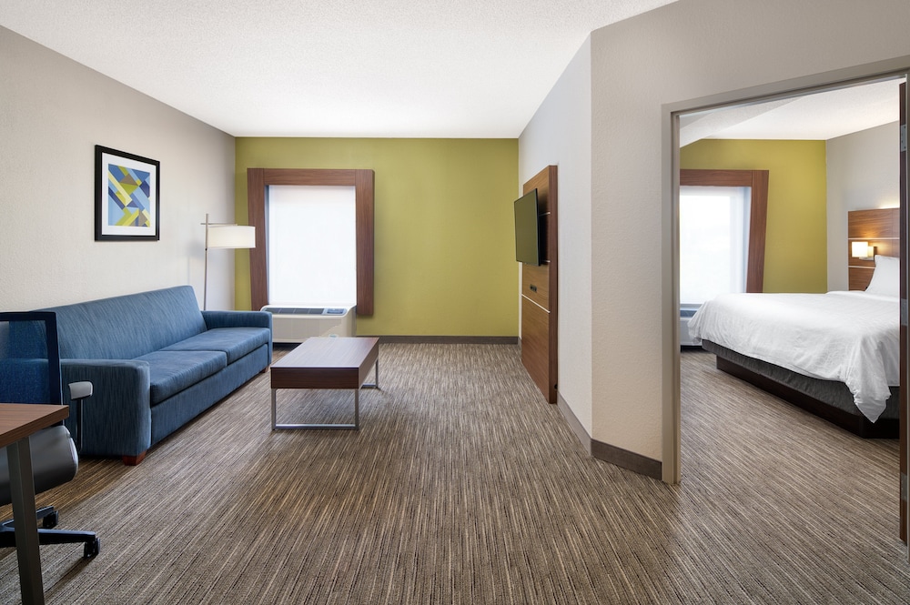 Holiday Inn Express Statesboro 17/42