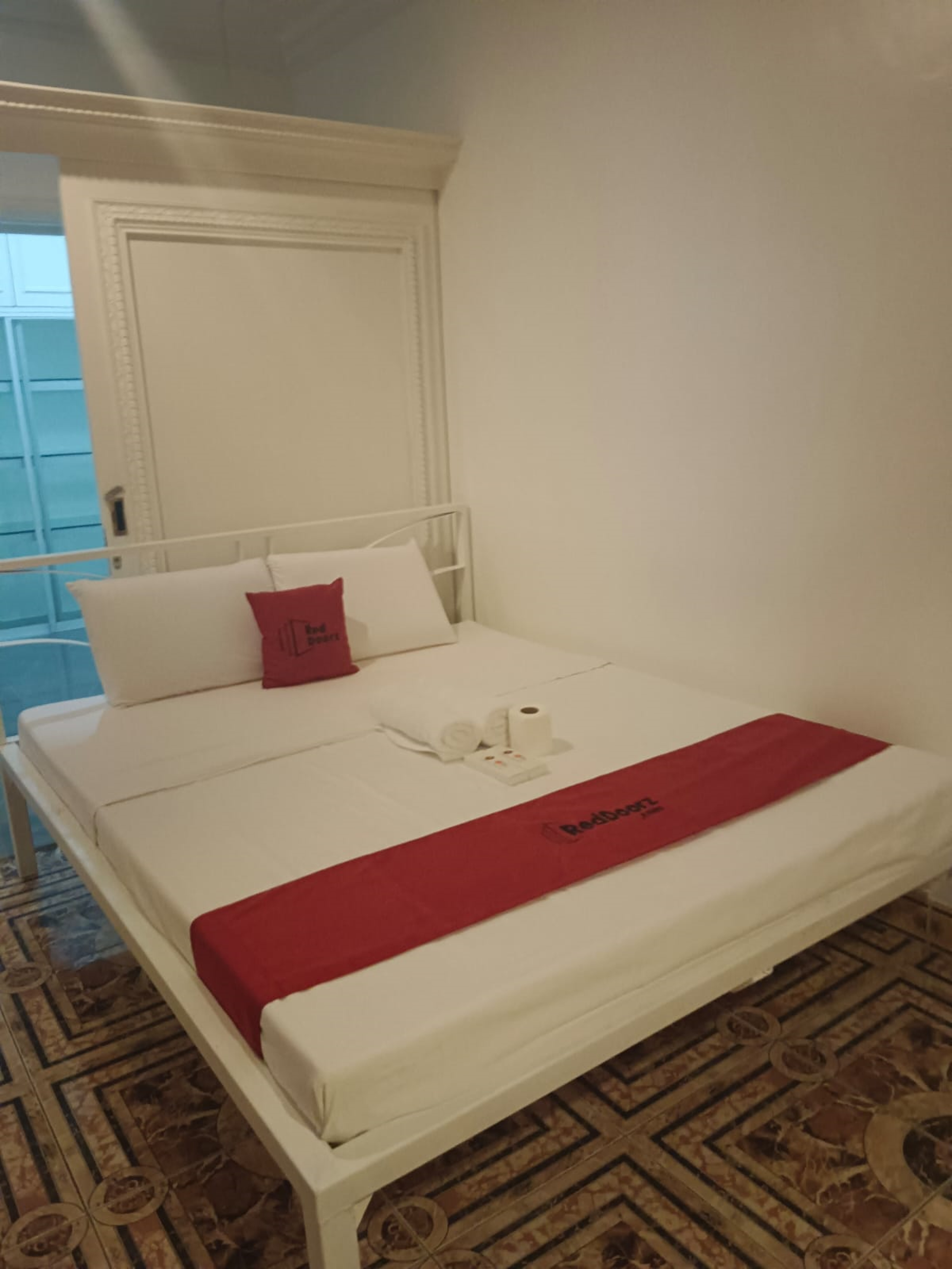 RedDoorz @ The Providence Tower 17/50