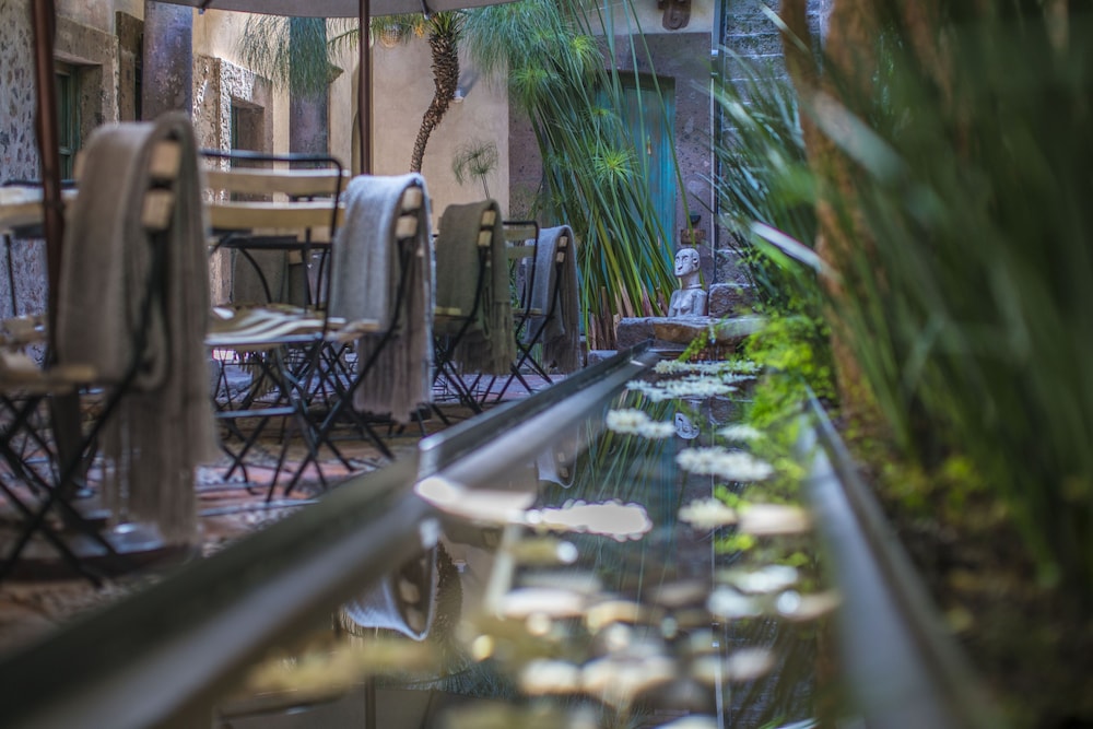 Casa No Name Small Luxury Hotel - Adults Only 65/74