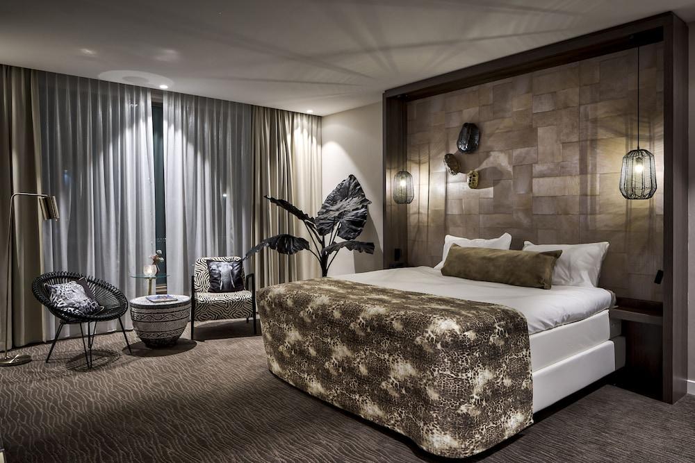Safari, Suite, King Bed