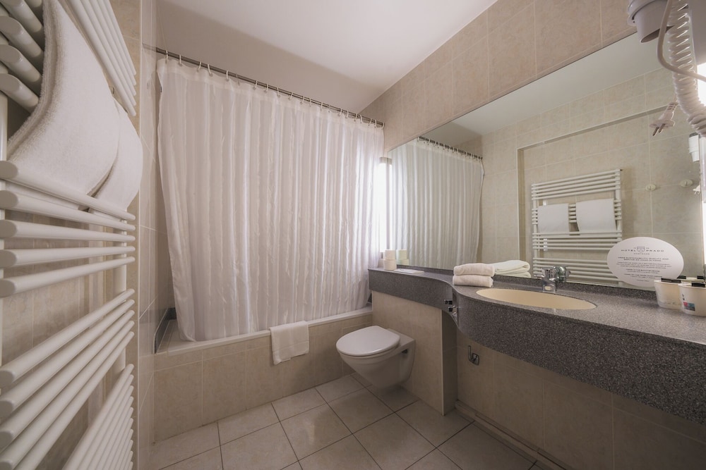 Hotel Prado 67/68