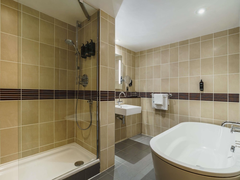 Mercure Southgate Hotel 49/49