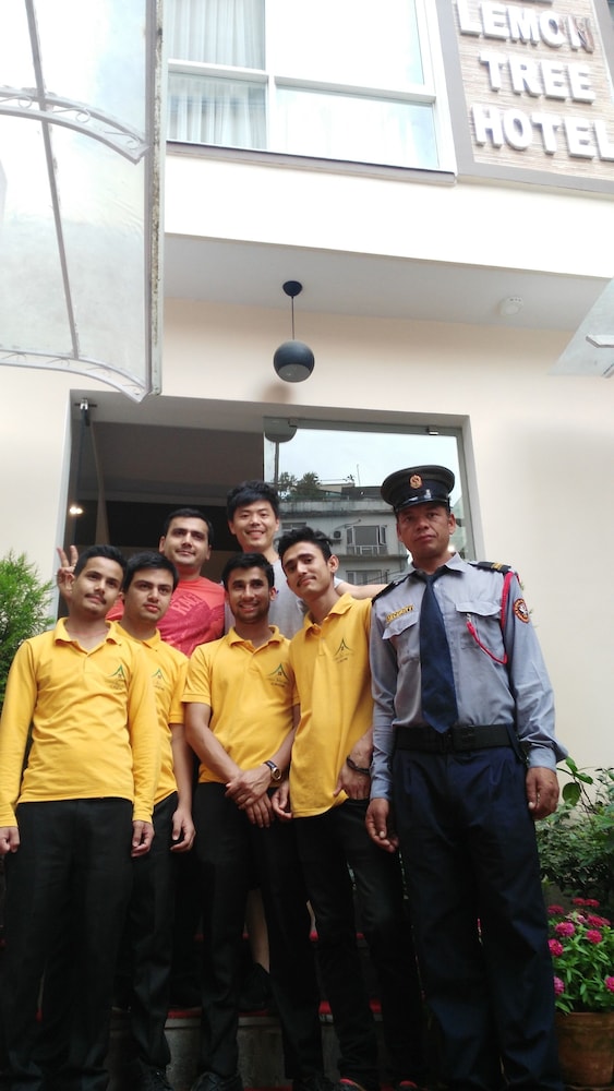 Lemon Tree Hotel 42/44