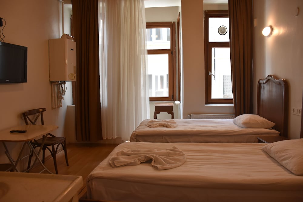 Taksim Palace Hotel 13/60