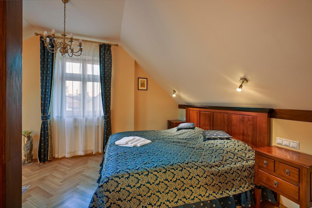 Hotel Salvator 26/63