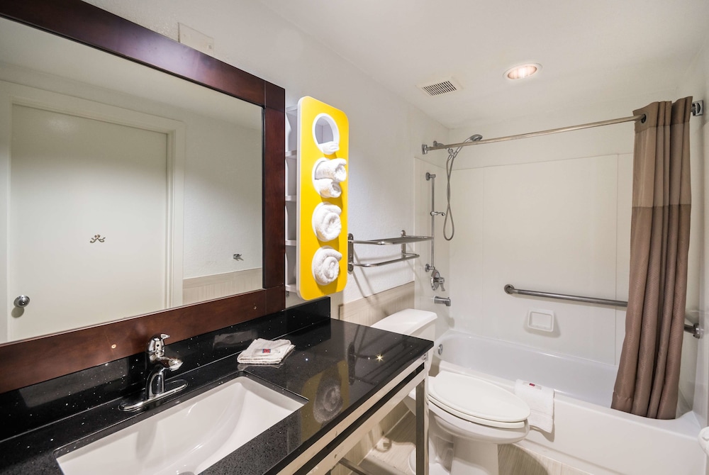 Motel6 Houston, TX - Brookhollow 27/48