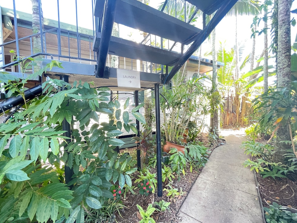 Cairns City Motel 55/58
