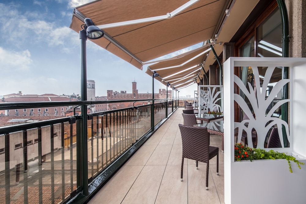 Grande Albergo Roma 4/69