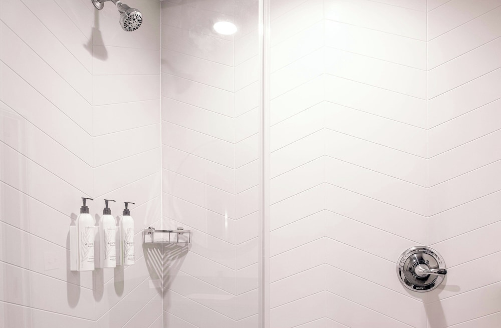 Fairfield Inn & Suites by Marriott Sacramento Winters 19/50