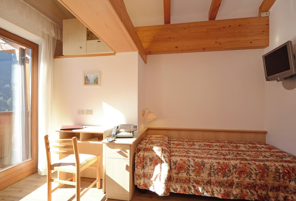 Hotel La Soldanella 23/32