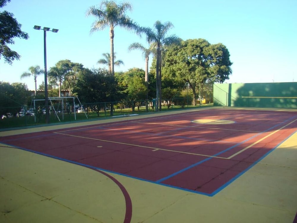 Hotel Deville Express Cascavel 26/50