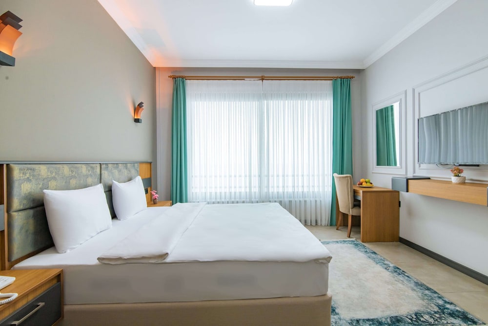 Fevzi Hoca Butik Hotel 11/47