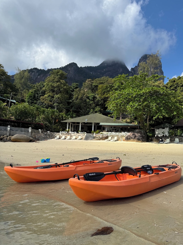 Minang Cove Resort & Spa 15/30