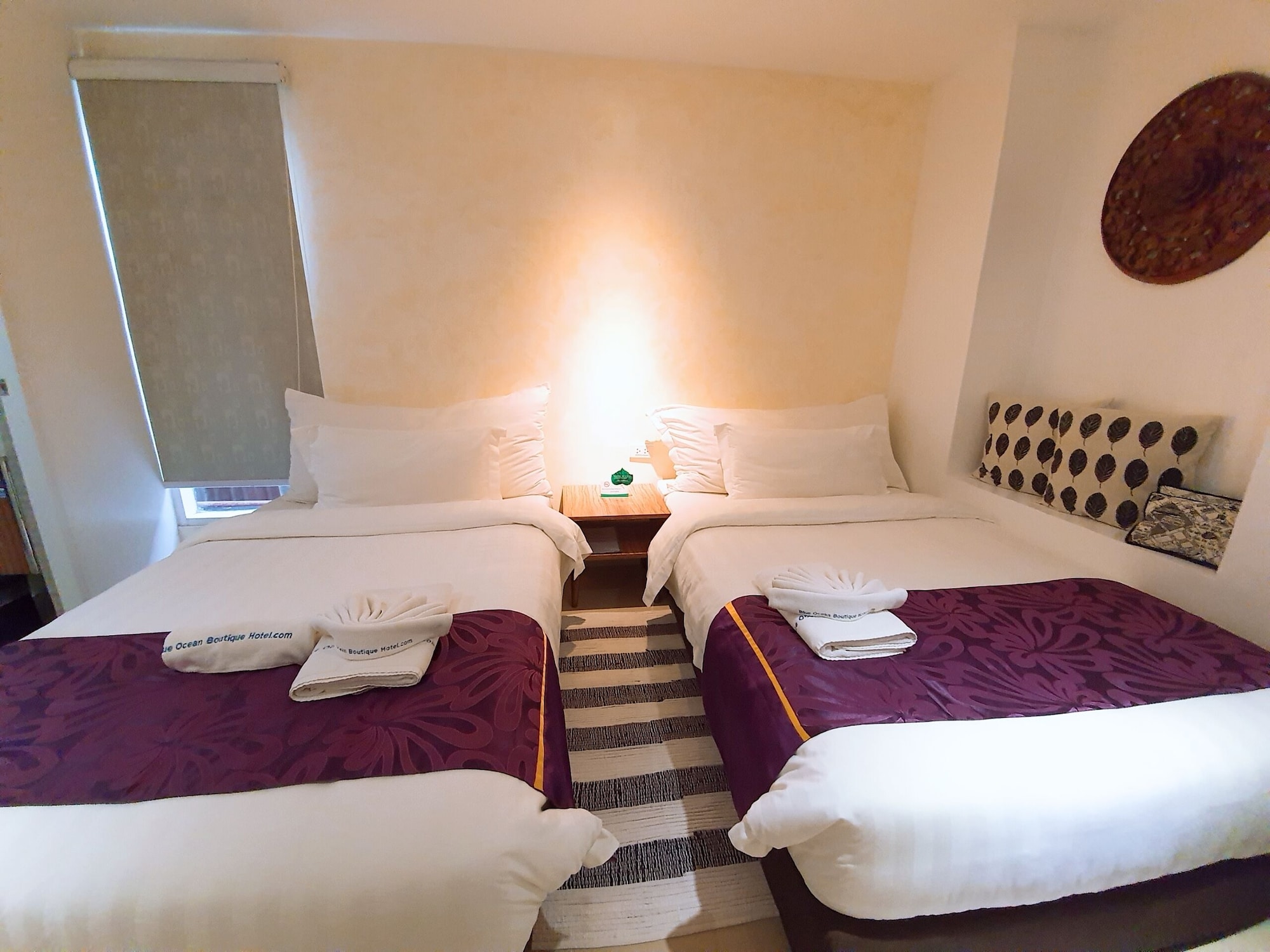 SUPERIOR, TWIN BEDS