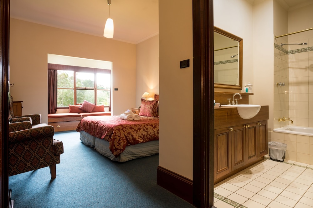 Franklin Manor 22/65