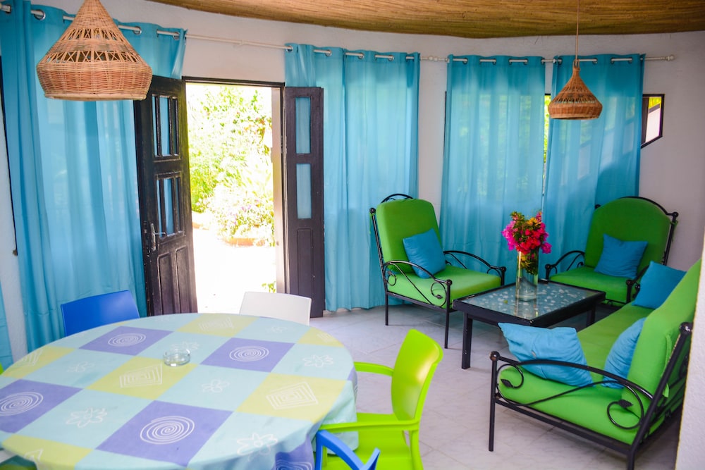 Africa Queen Hotel 42/70