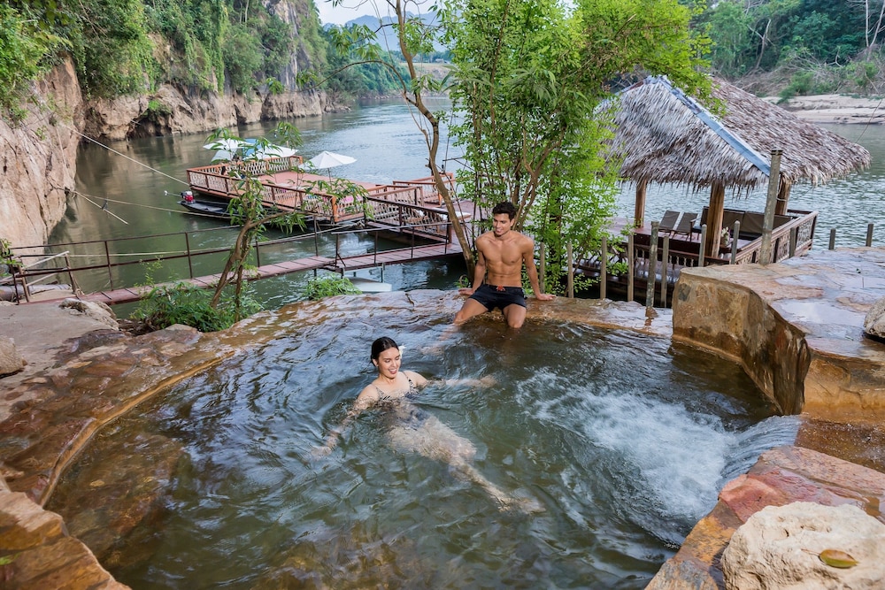 Hintok River Camp At Hellfire Pass 22/50