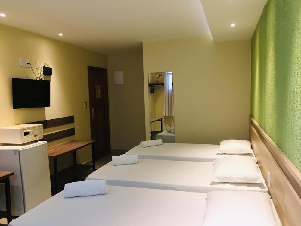 Hotel Sandis 33/37