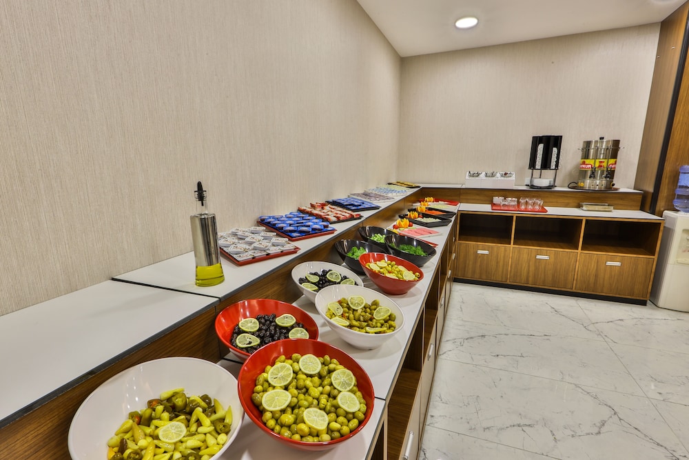 BUKAVIYYE HOTEL 3 YILDIZ 9/24