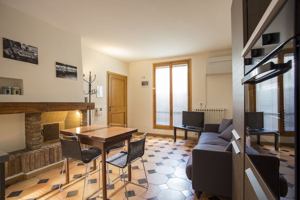 Residenza Ariosto Depandance 38/50