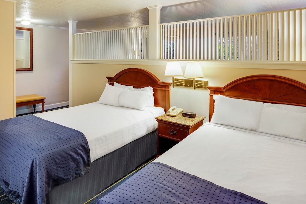 Days Inn by Wyndham Bar Harbor 26/53