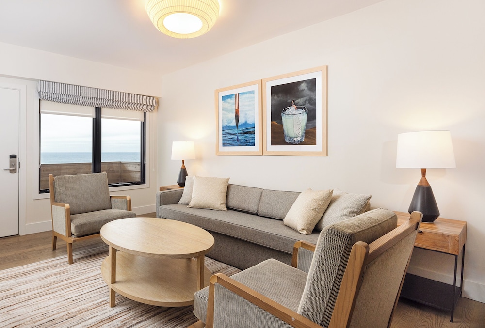 Gurneys Montauk Resort and Seawater Spa 53/78
