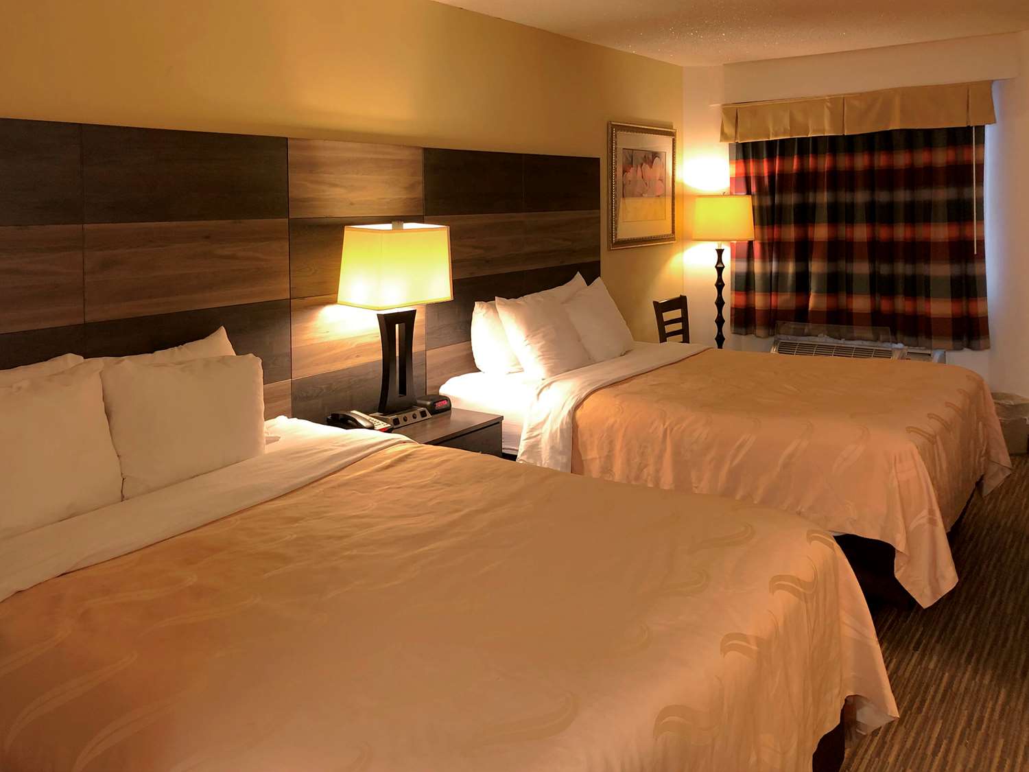 Room, 2 Queen Beds, Smoking
