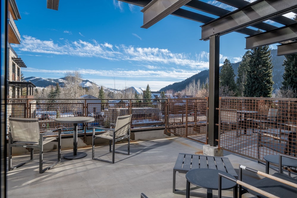 Limelight Ketchum Idaho 57/74