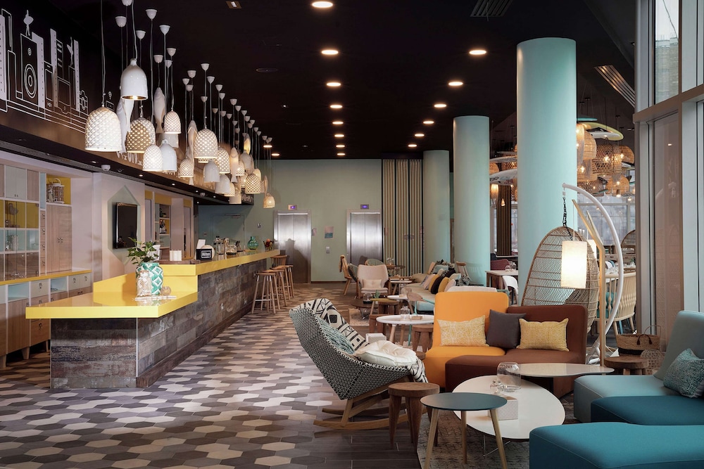 Hampton By Hilton Paris Clichy 10/18