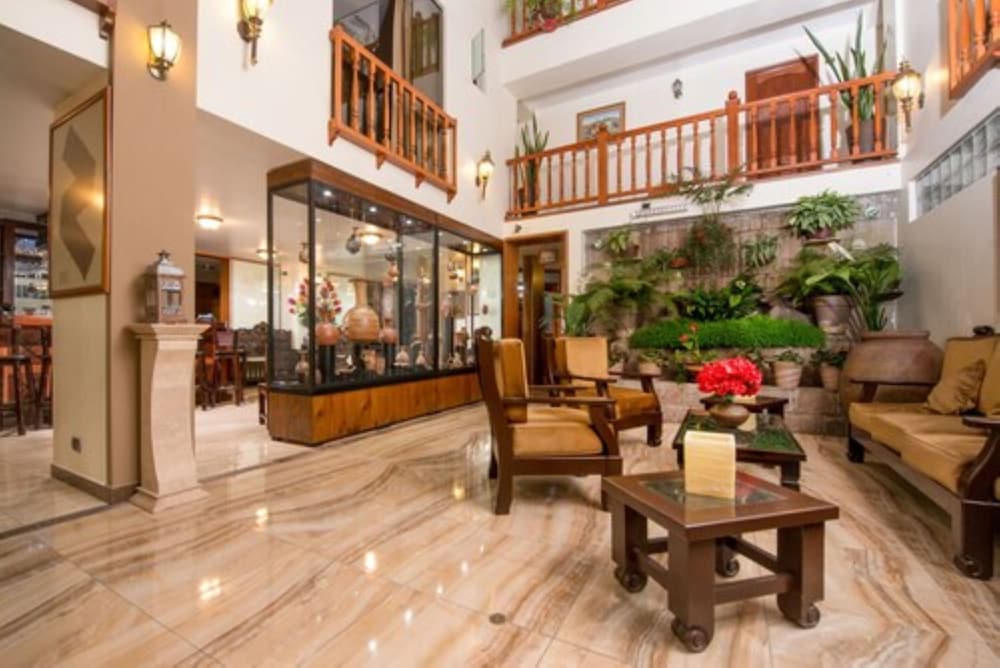 Ruinas Hotel 6/36